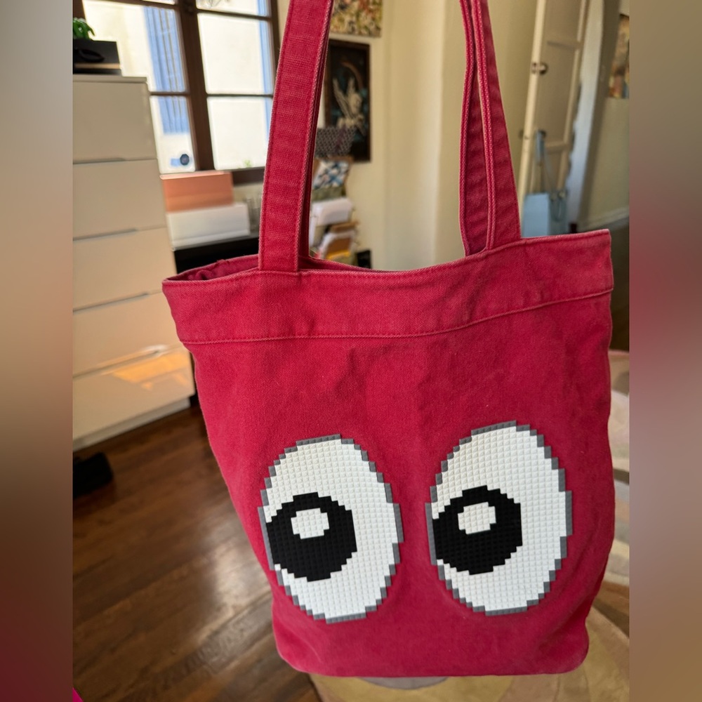 Unisex Mostly Heard Rarely Seen Red tote bag with large Lego eyes NEW